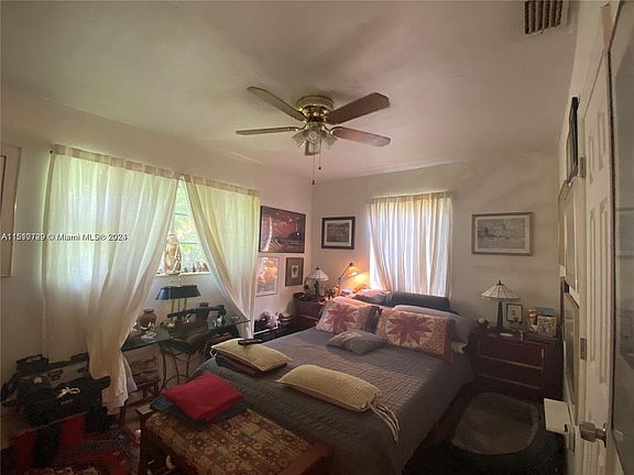 3rd image of 6351 NW 37th Ter