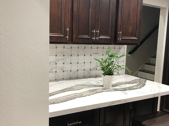 4th image of 10821 Northoak Sq