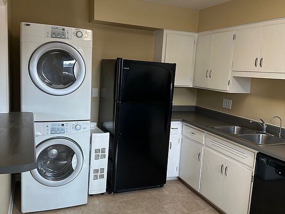 5th image of 1803 N Weber St