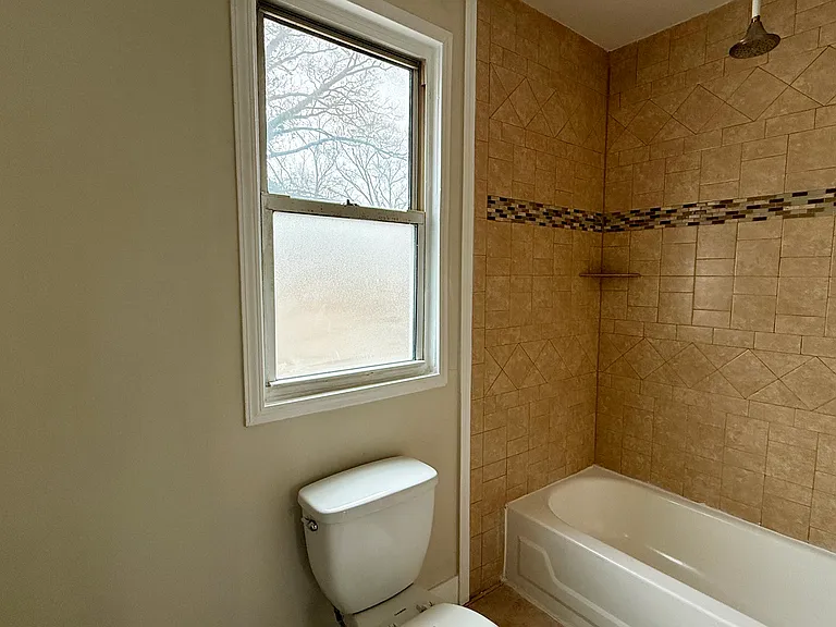 3517 Hudson Ave — Photo 12