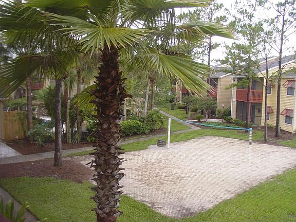 3rd image of 3700 Idlebrook 206 Cir