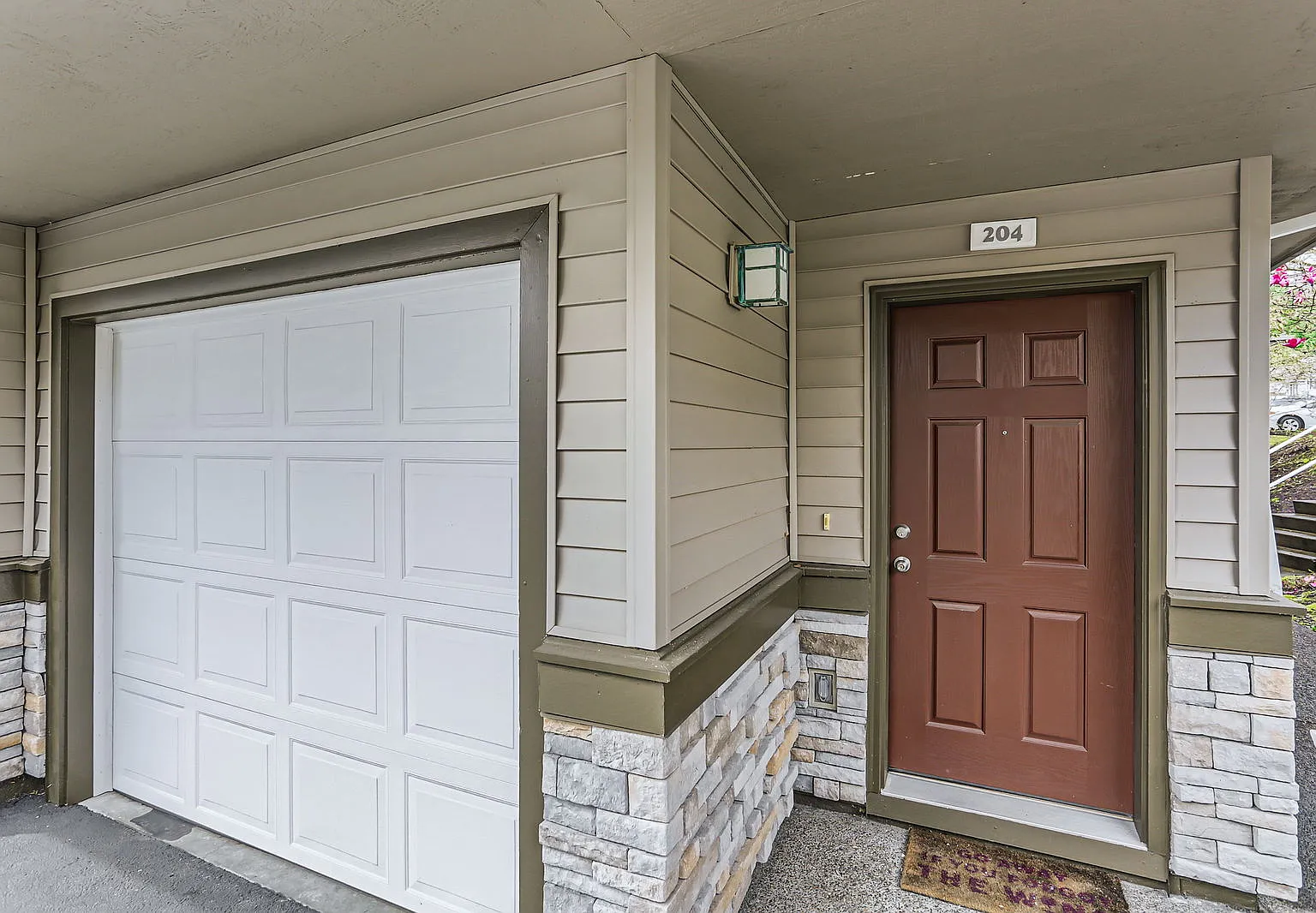 2 bed, 1142 sqft, $2,250 — Photo 3