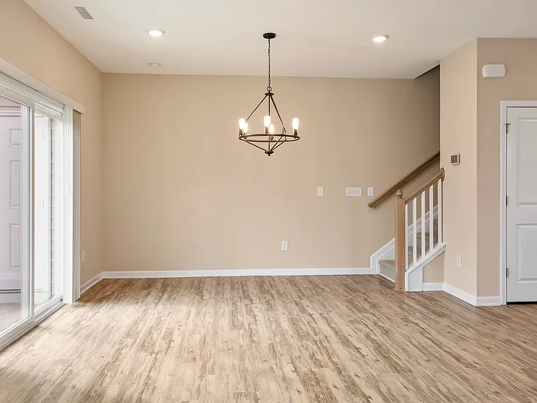210 Adobe Pl — Photo 18