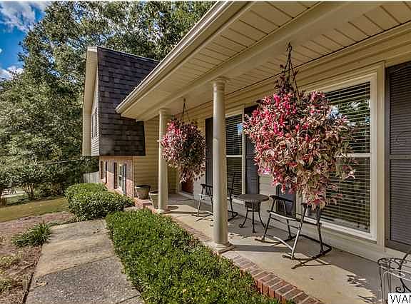 3rd image of 5512 James River Dr