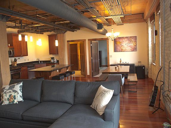 2nd image of 1818 N Water St Unit 305
