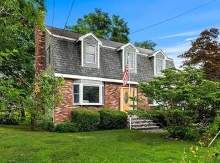 89 W Meadow Rd, Lowell, MA 01854