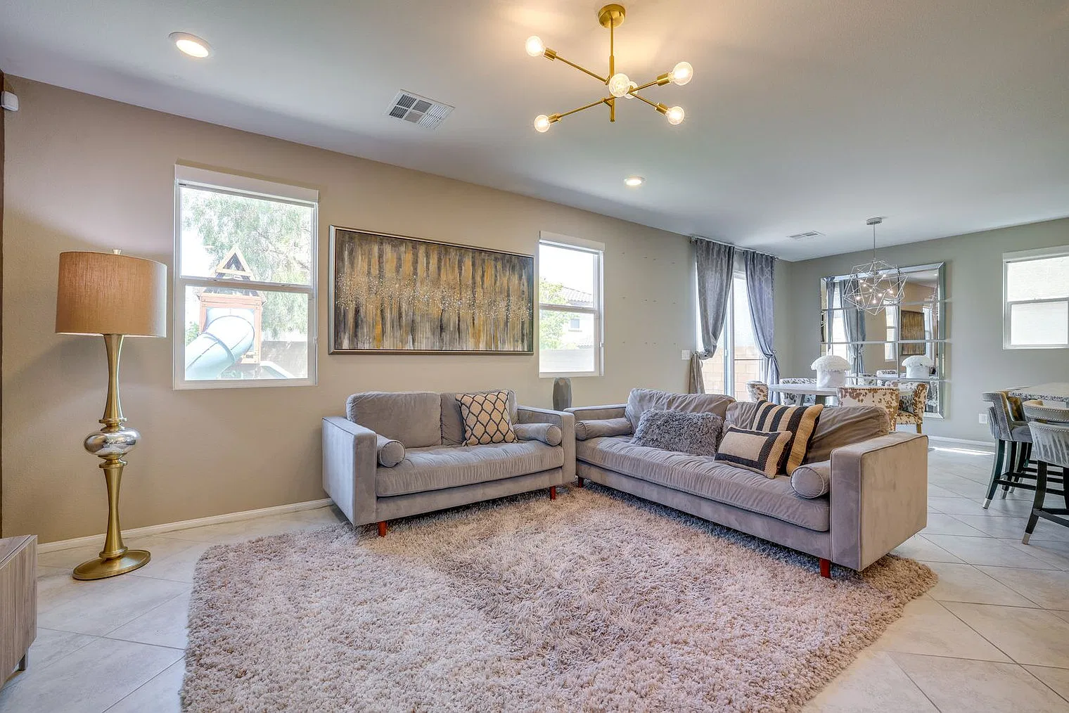 3 bed, 2.0 bath, 1797 sqft, $3,664 — Photo 2
