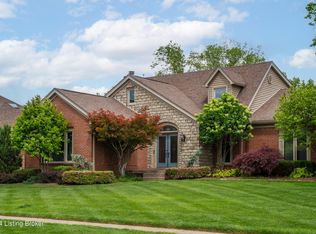1101 Garden Creek Cir, Louisville, KY 40223