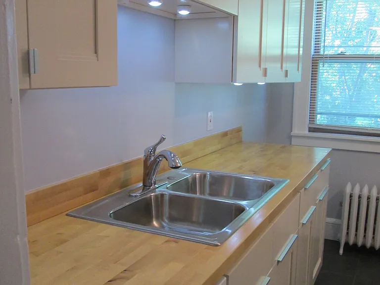 3545 Emerson Ave S #3 — Photo 4
