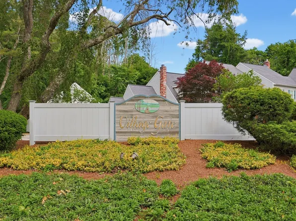 68 Village St Unit 68, South Easton, MA 02375