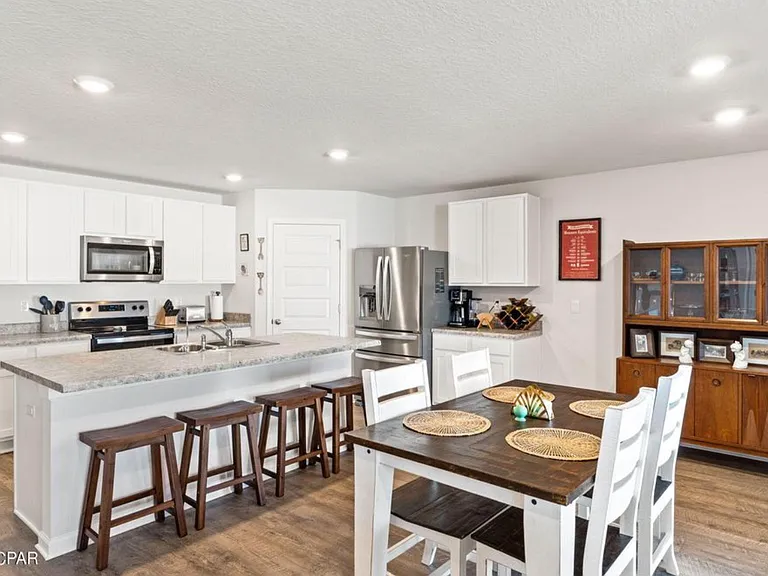 4861 Conner Ln — Photo 6