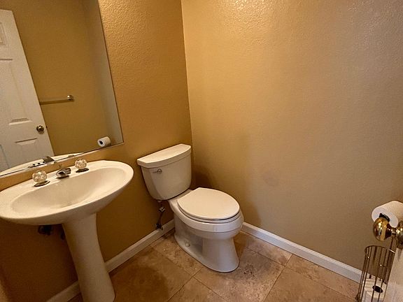 5th image of 1385 Callejon Cervantes Unit 103