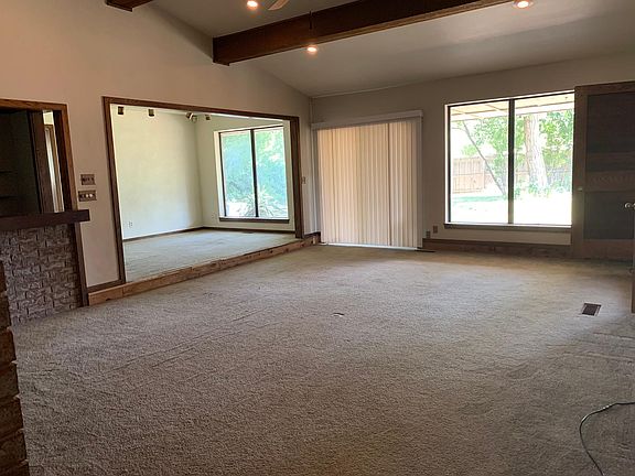 2nd image of 3501 Willow Lake Ln