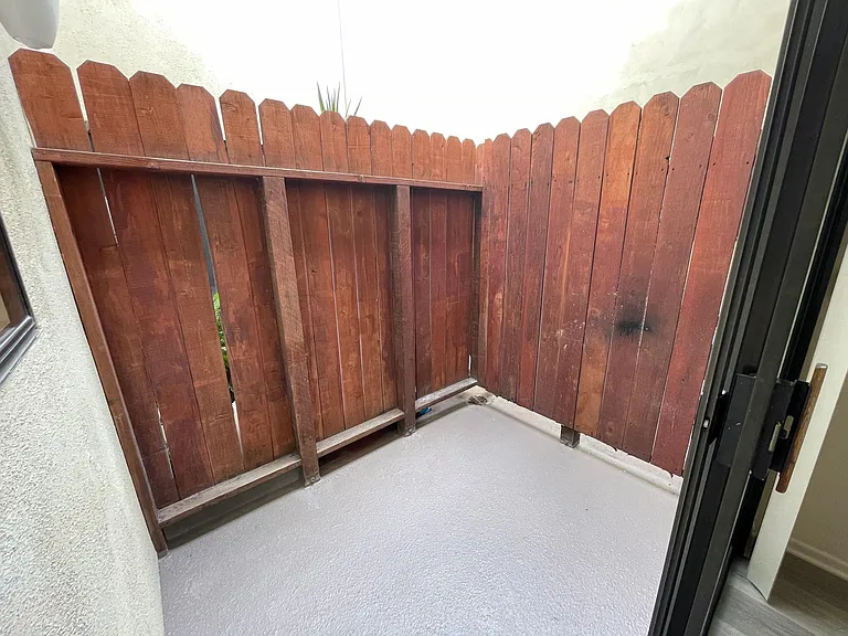 1206 Viola Ave — Photo 8