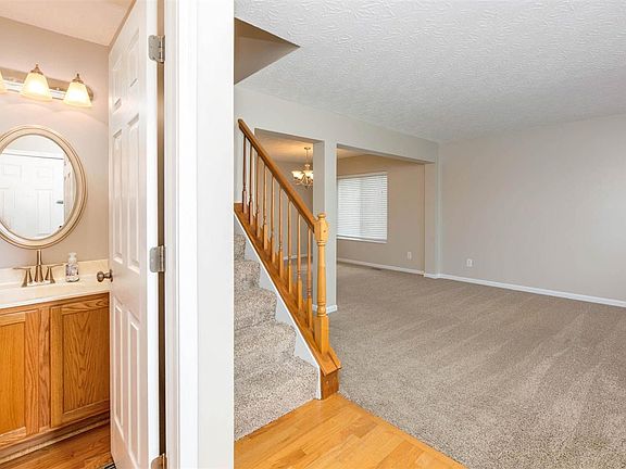 2nd image of 6157 Fox Run Ln