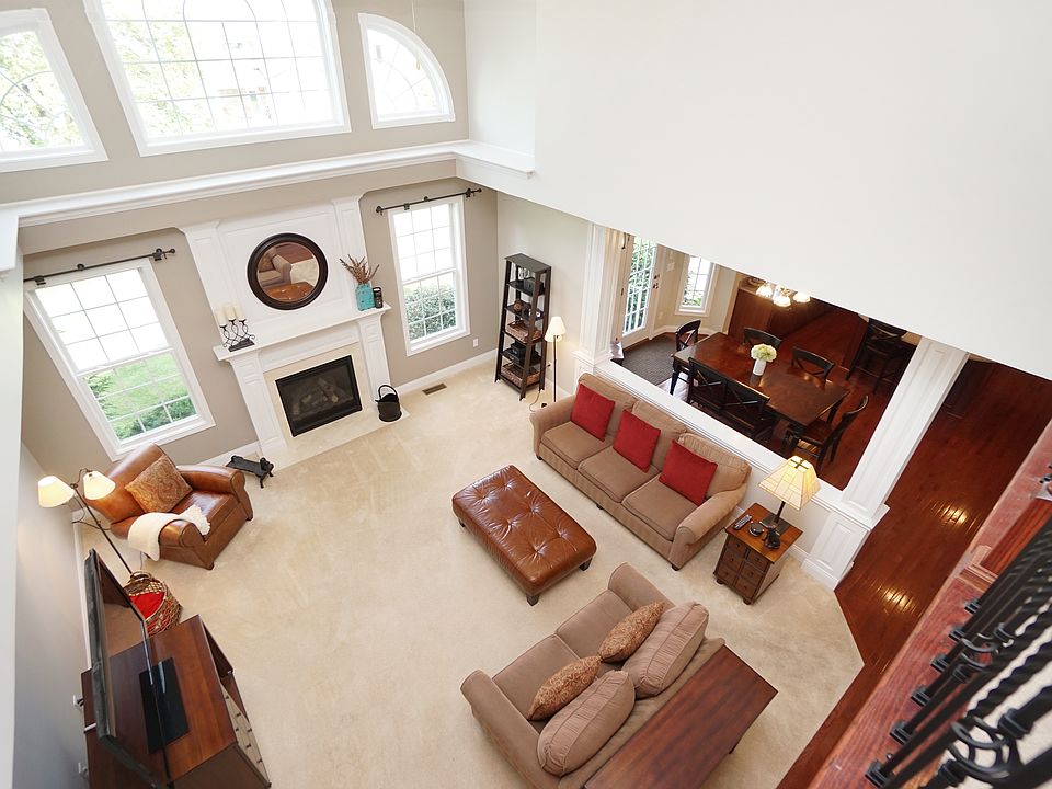 1st image of 3834 Clear Creek Ct