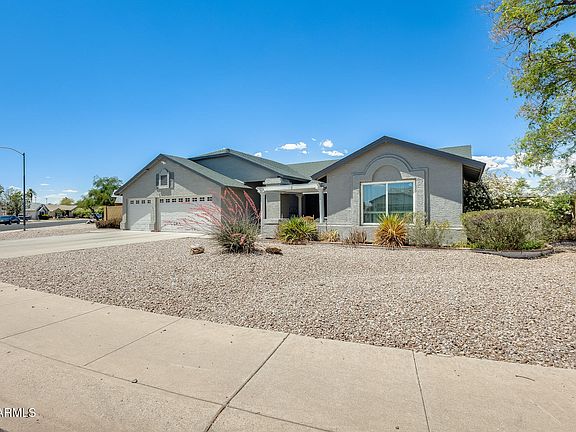 4th image of 8942 W PECK Drive