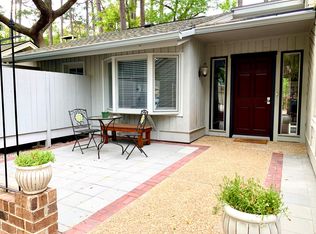 39 Water Oak Dr, Hilton Head Island, SC 29928