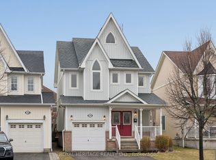 44 Cranborne Cres, Whitby, ON L1M2M1