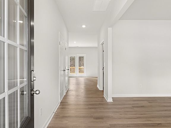 2nd image of 6015 Airedale Dr