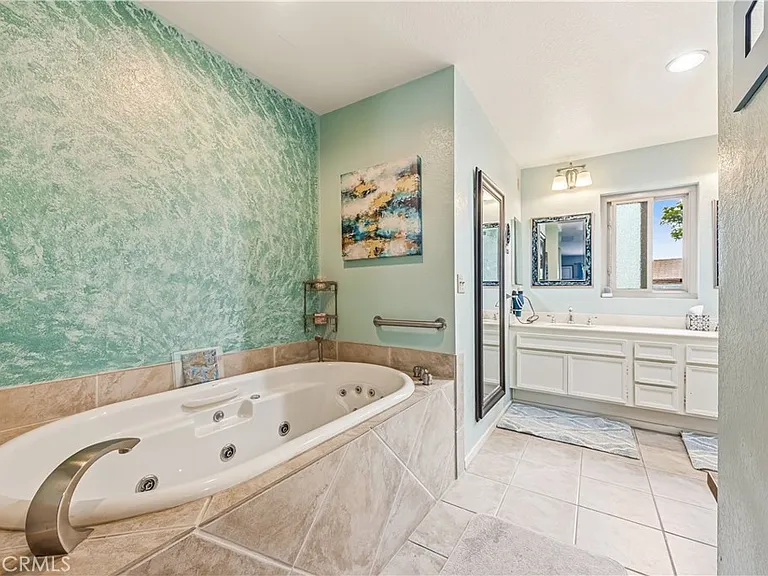 6975 Camino Amero — Photo 23