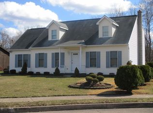 9 W Maple Ln, Berwick, PA 18603