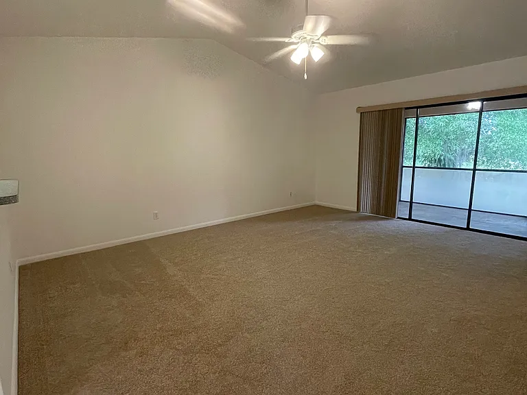 2149 Golfside Village Dr — Photo 3