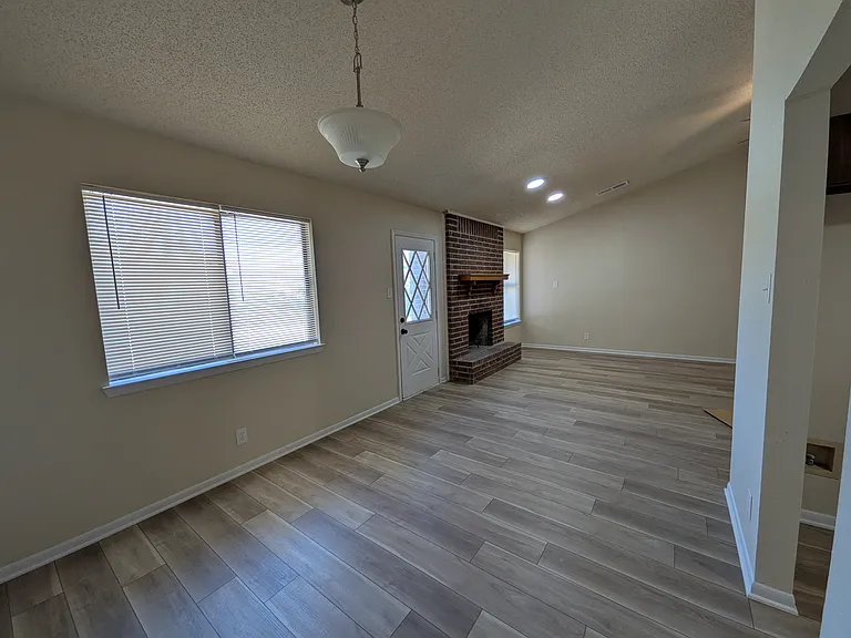 3107 Westrim Dr — Photo 7
