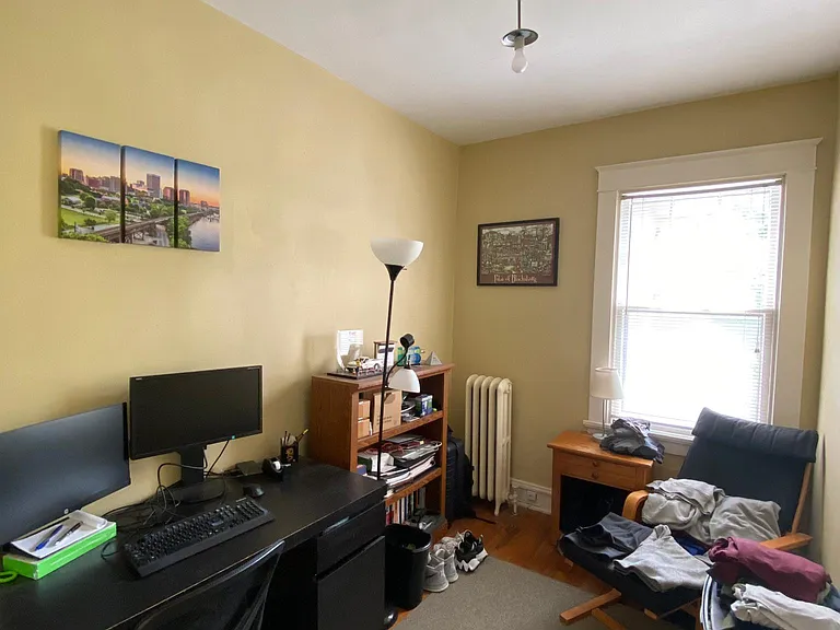 3123 W Franklin St — Photo 14