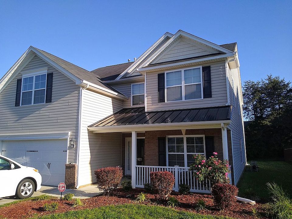 1st image of 2021 Heron Pointe Dr