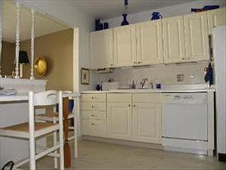 3rd image of 107 Sussex Cir Unit B1
