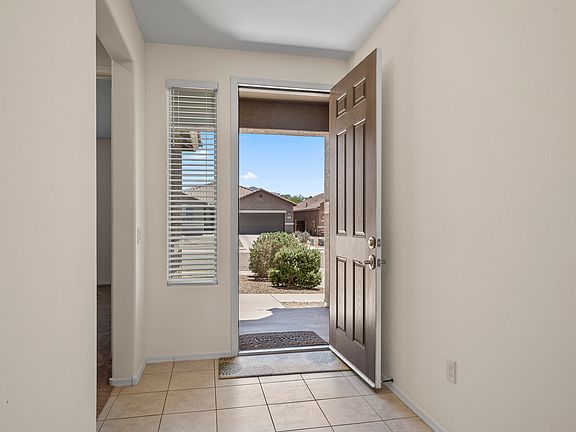 04-Foyer_06102025