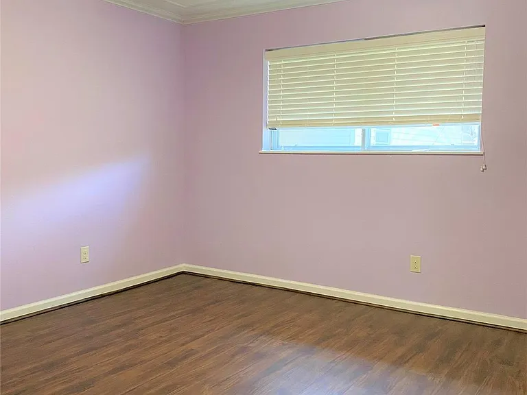 803 Dogwood St — Photo 12