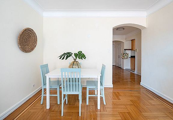 4th image of 47-55 39th Pl APT 2E