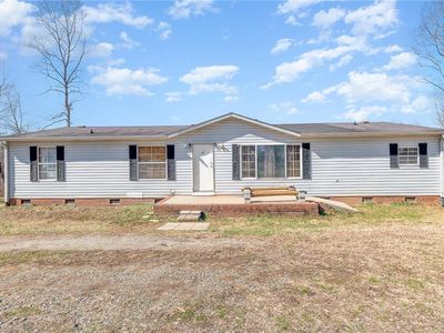 1943 Stewart Rd, Walnut Cove, NC, 27052