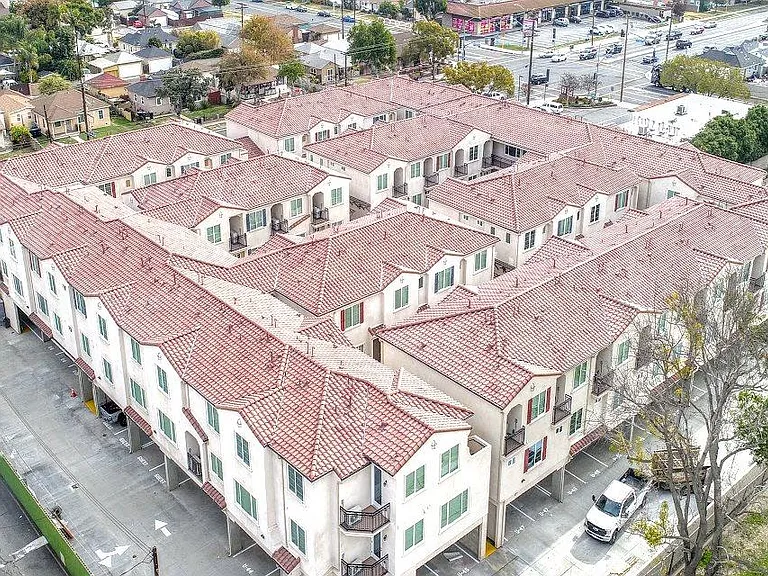The Views Apartment Homes — Photo 37