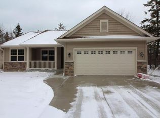6353 Nature Dr, Racine, WI 53402