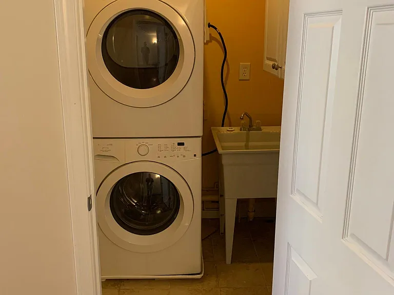 166 Main St #1 — Photo 8