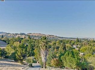 487 Montecillo Dr, Walnut Creek, CA 94595