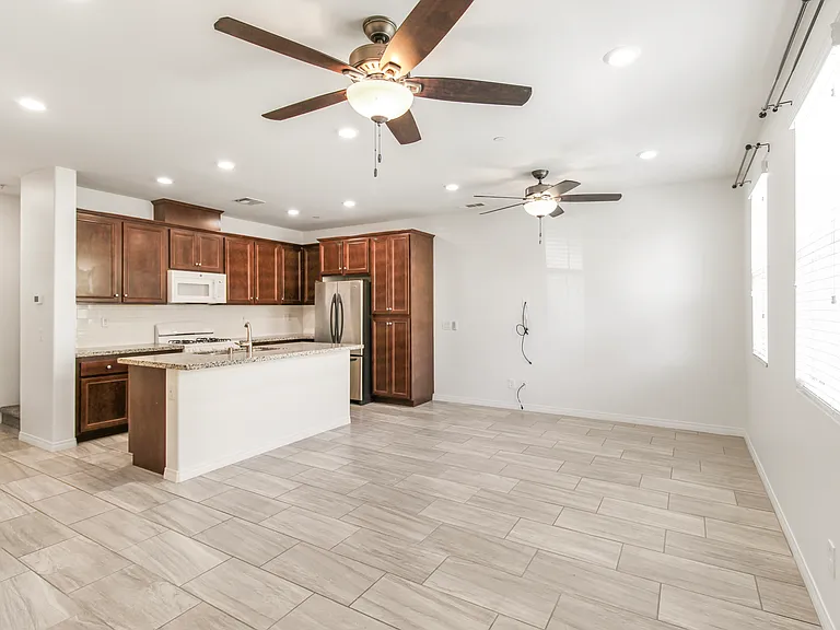 40213 Calle Real — Photo 2