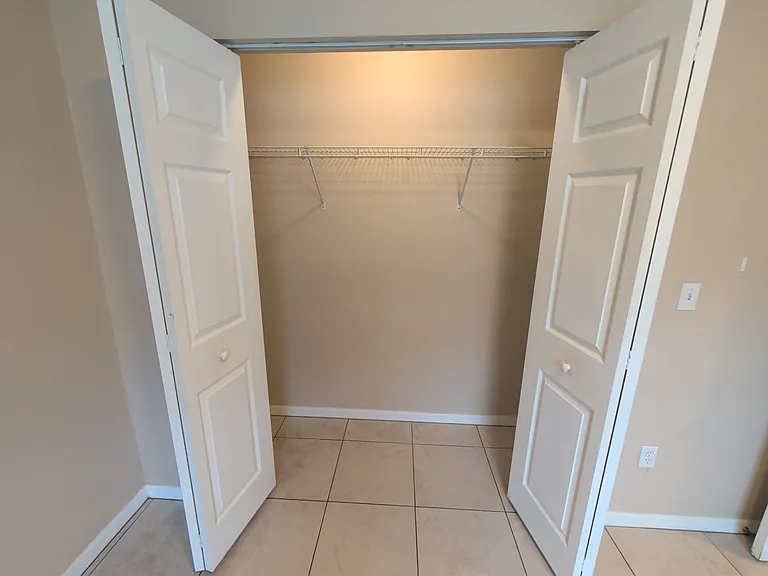 2560 E Constance Ct #4 — Photo 5