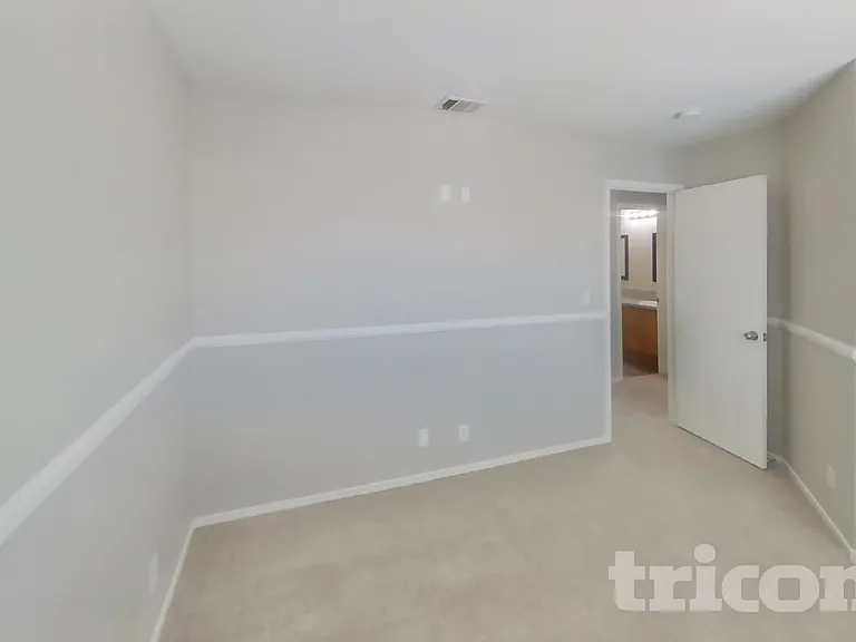 1933 Desert Sage Ave — Photo 12