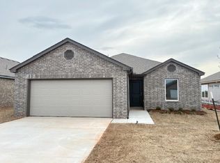 436 Silas Dr, Tuttle, OK 73089