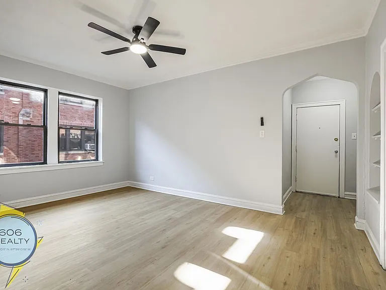 5240-50 S. Drexel Ave. — Photo 15