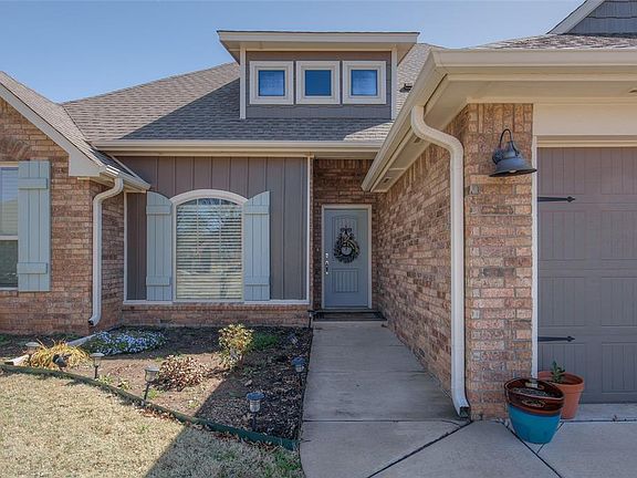 3rd image of 5716 Saint James Pl