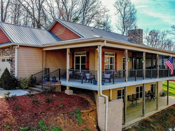 2278 Lower Rinehart Rd, Dandridge, TN 37725