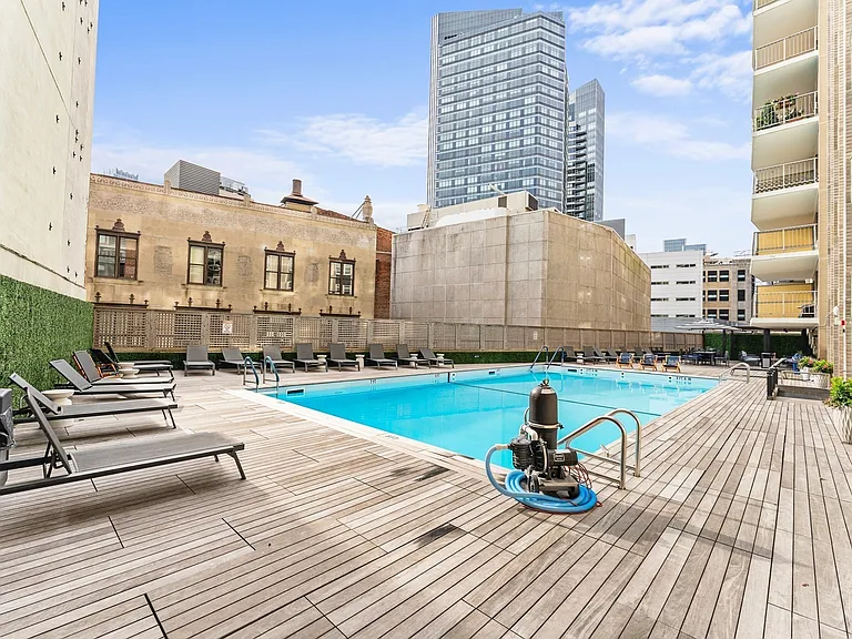 151 Tremont St #15K — Photo 20