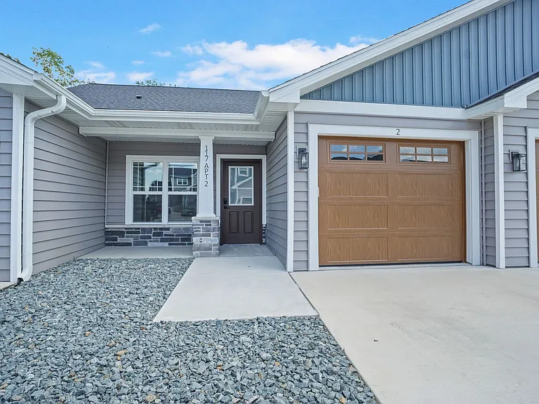 113 Eiche Dr — Photo 28