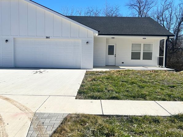 846 SE Hackberry Dr