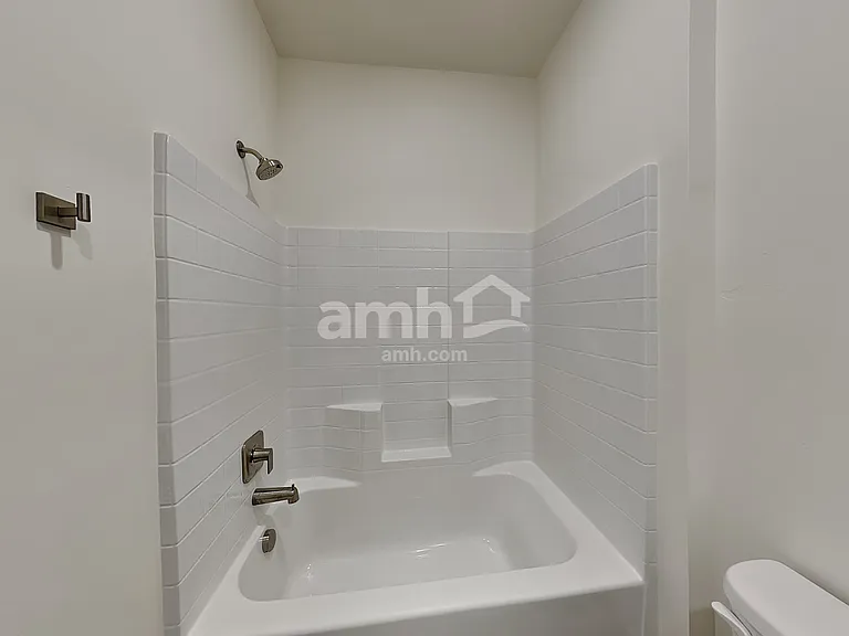 1407 E Ludlow Dr — Photo 14